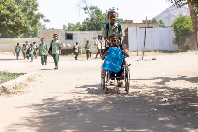 Students on their way to Eltaka Safe Learning Space, Kassala State, Sudan. Credit: UNICEF/UNI675773/Elfatih